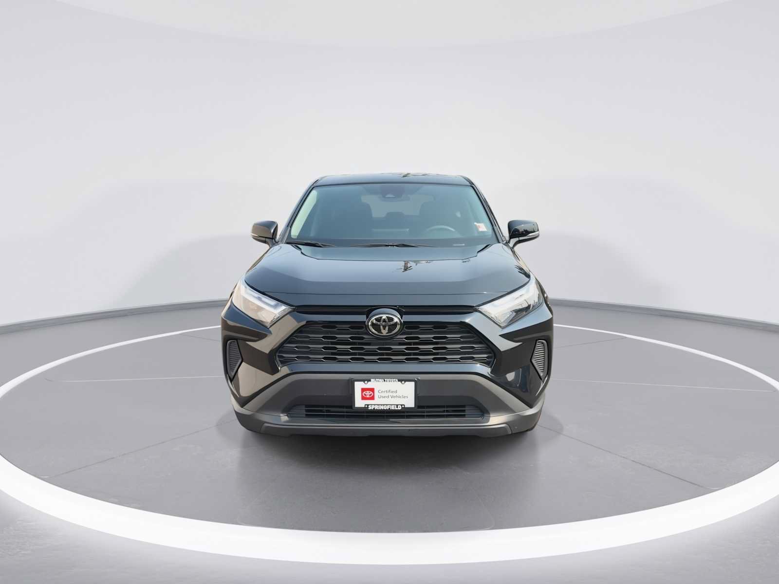 Certified 2024 Toyota RAV4 LE AWD/4WD image 3