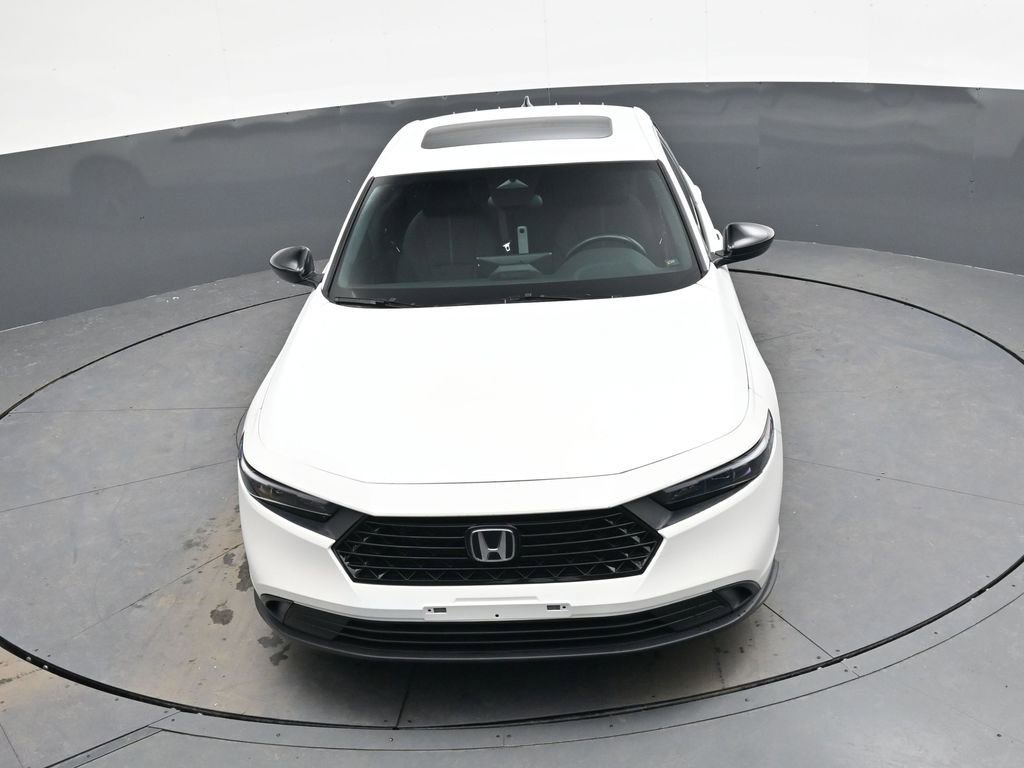 Used 2025 Honda Accord Sport image 32