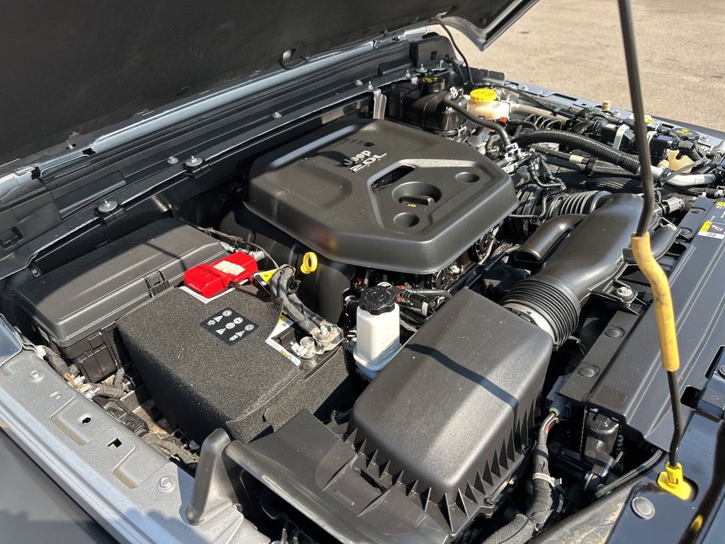 Used 2021 Jeep Wrangler Sport image 18