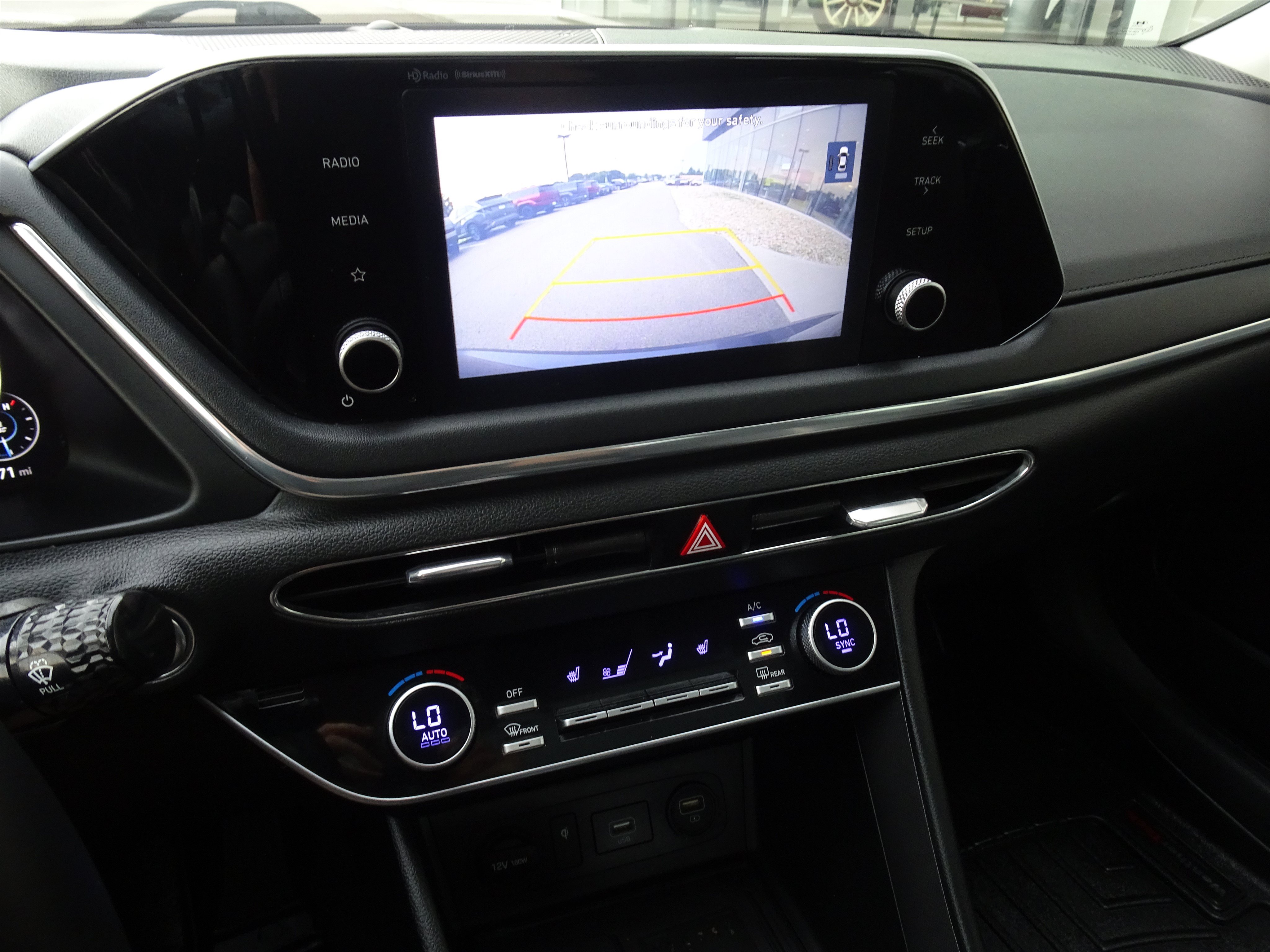 Used 2020 Hyundai Sonata SEL w/ Convenience + Sunroof Package FWD image 19