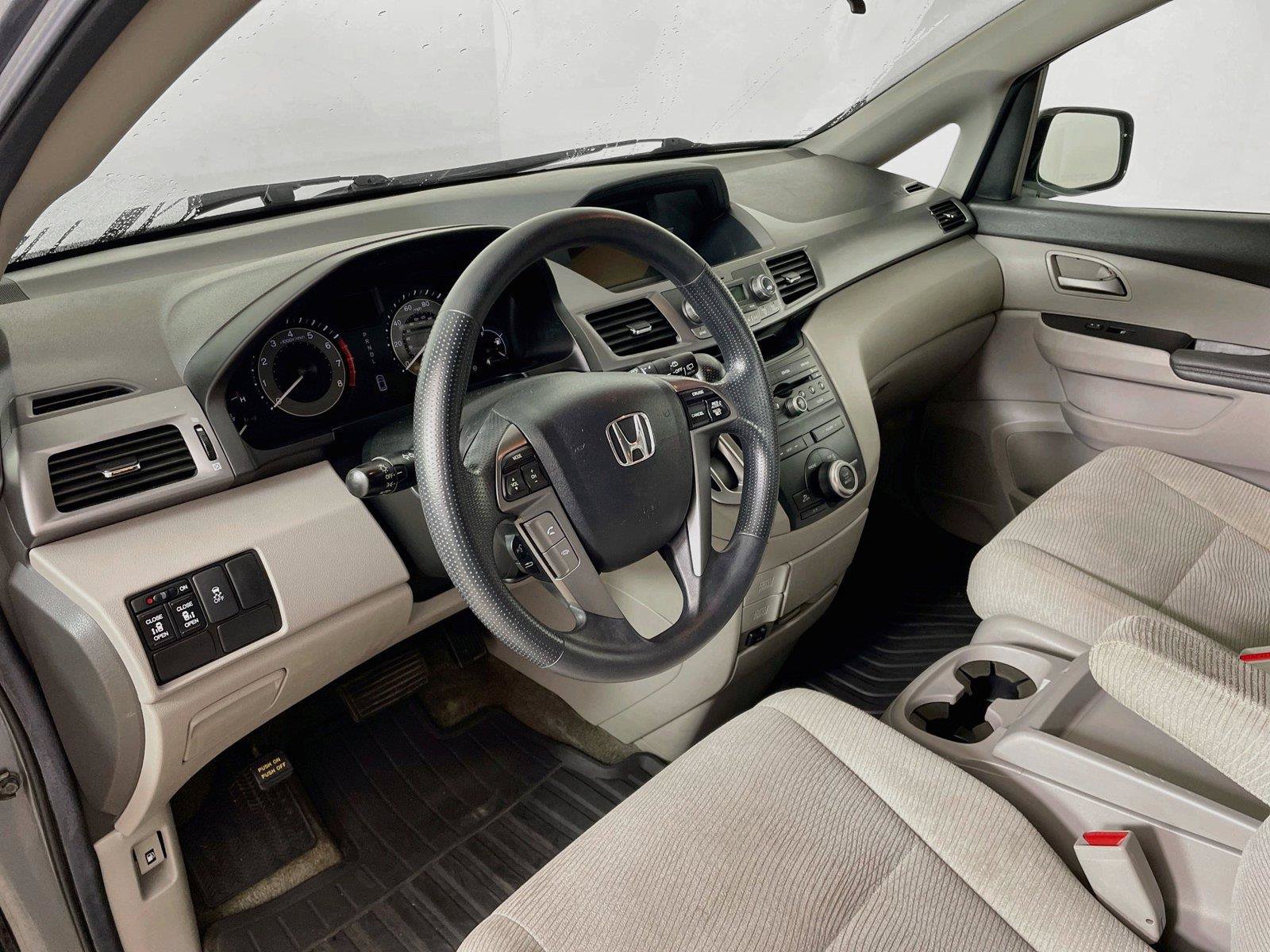 Used 2013 Honda Odyssey EX image 20