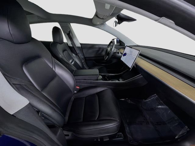 Used 2020 Tesla Model 3 Standard Range RWD image 28