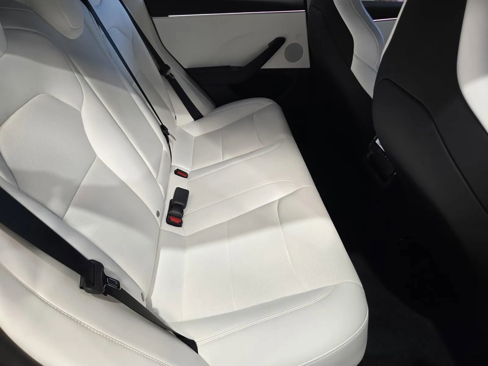 Used 2025 Tesla Model 3 Performance AWD/4WD image 9