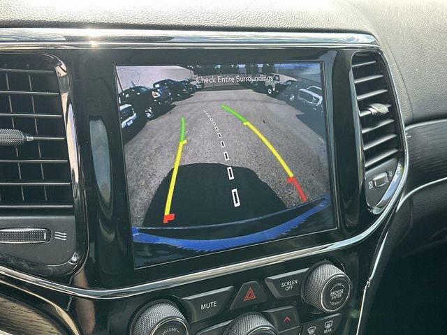 Used 2020 Jeep Grand Cherokee Summit AWD/4WD image 14
