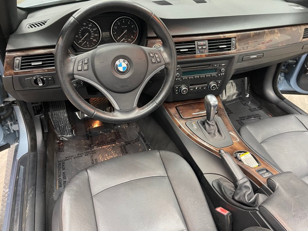 Used 2013 BMW 328i Convertible RWD image 22
