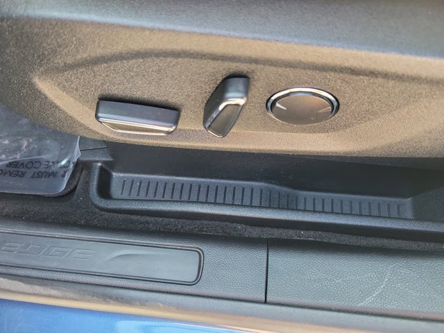 Certified 2019 Ford Edge SEL w/ Equipment Group 201A image 23