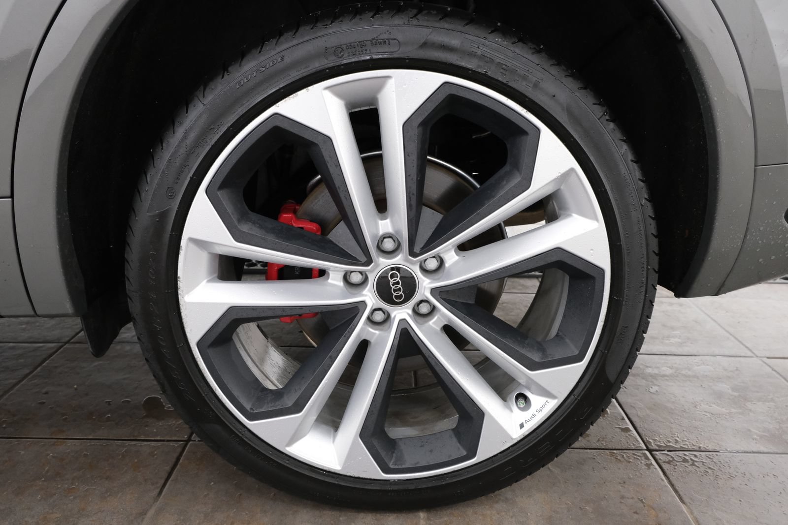 Used 2024 Audi Q5 2.0T Premium Plus AWD/4WD image 37