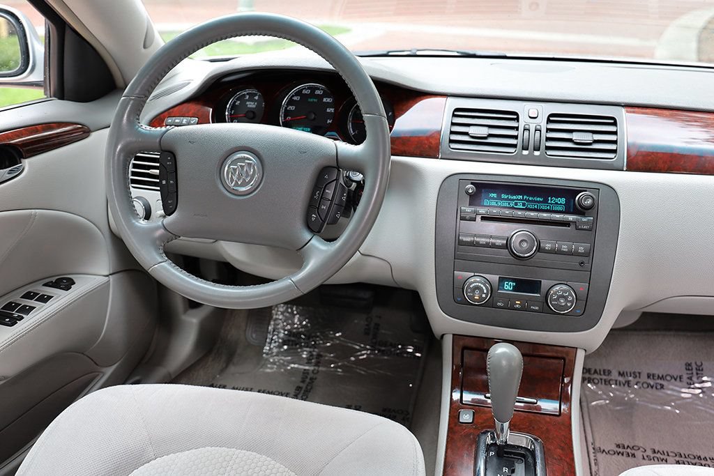 Used 2009 Buick Lucerne CX FWD image 10