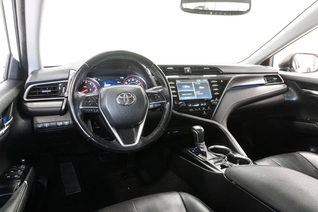 Used 2020 Toyota Camry XSE FWD image 14