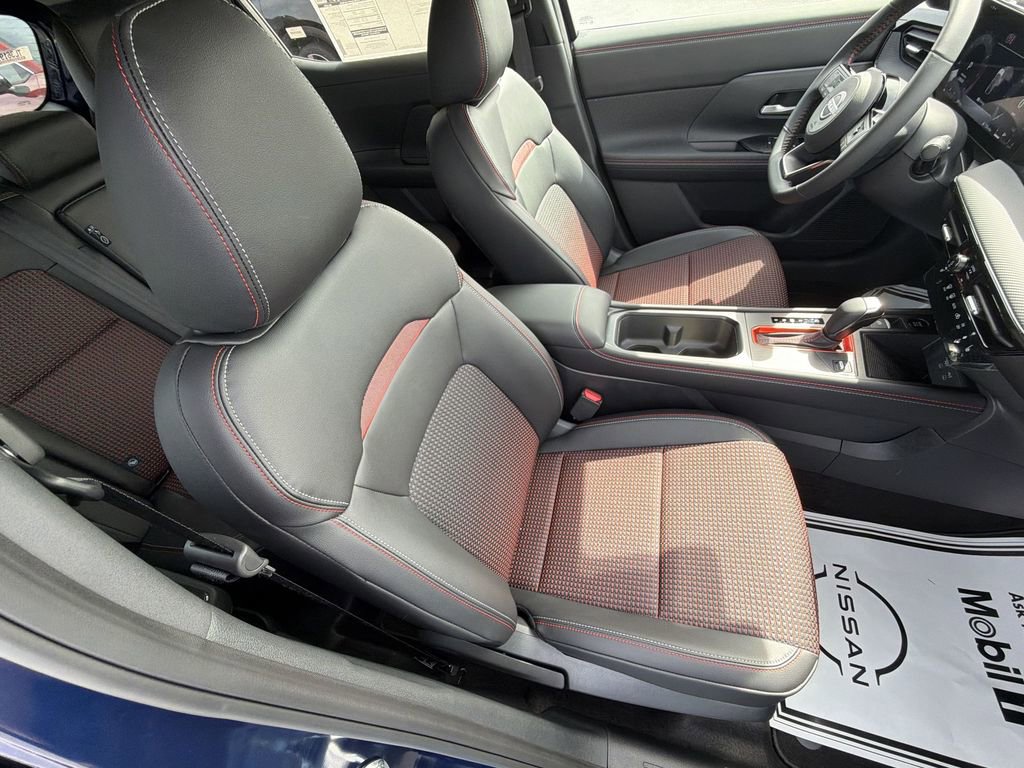 New 2026 Nissan Kicks SR w/ Cold Weather Package AWD/4WD image 23