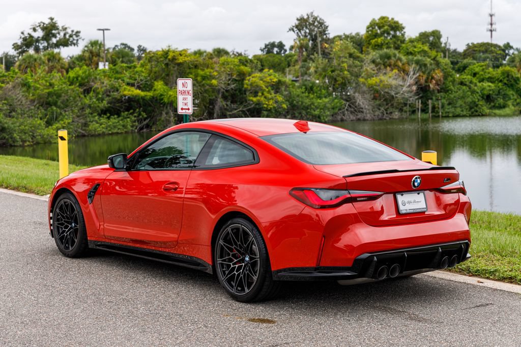 Used 2021 BMW M4 Competition w/ Executive Package RWD image 5