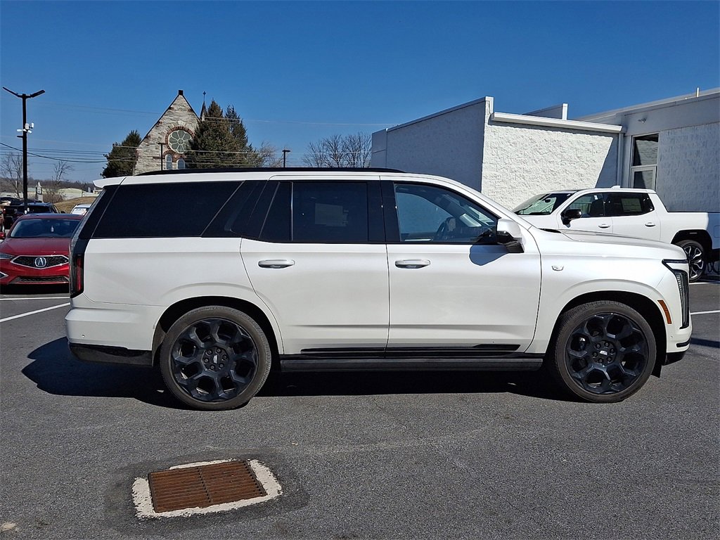 Used 2025 Cadillac Escalade Sport Platinum image 7