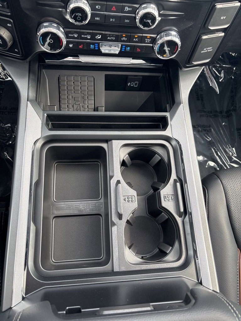 New 2025 Ford F250 Lariat w/ Lariat Ultimate Package image 34