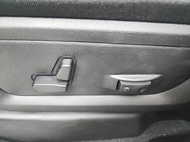 New 2026 RAM 2500 Laramie AWD/4WD image 21