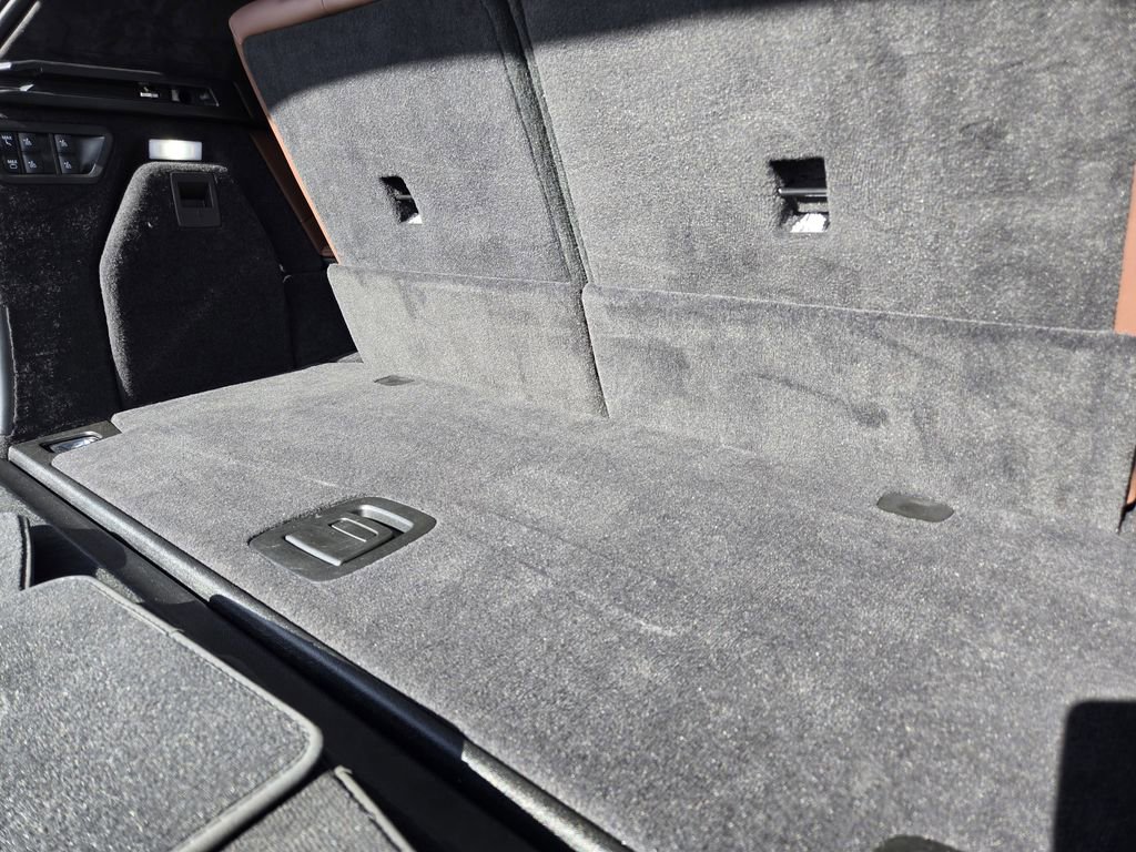 Certified 2025 BMW X7 M60i image 35