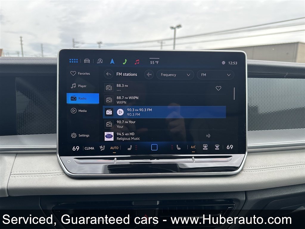 Used 2025 Volkswagen Tiguan SE AWD/4WD image 17