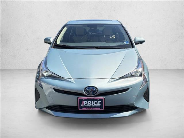 Used 2016 Toyota Prius Three w/ Advanced Technology Package FWD video 2