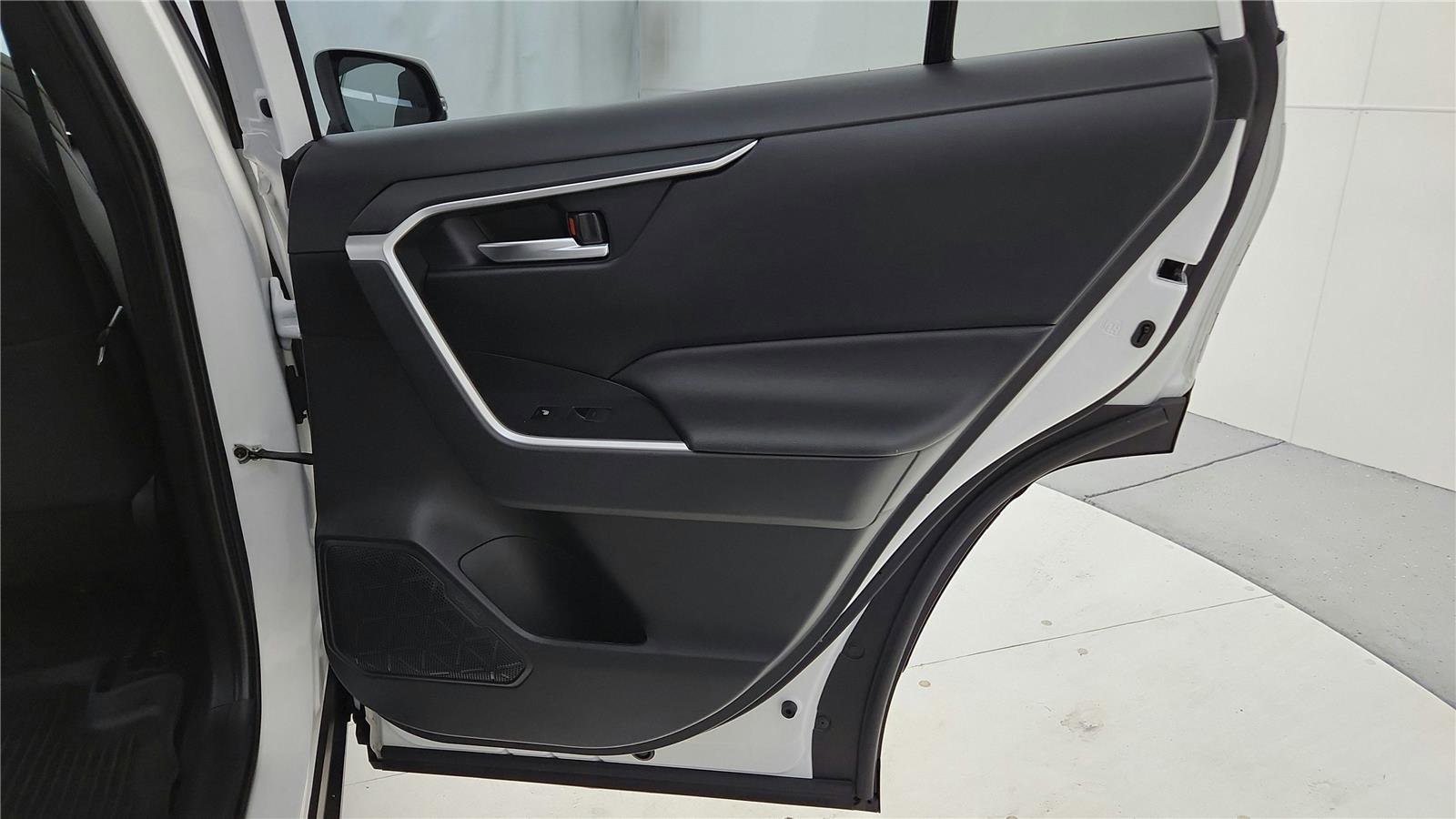 Certified 2024 Toyota RAV4 SE image 19