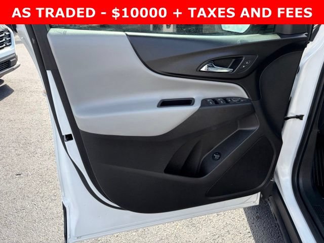 Used 2018 Chevrolet Equinox LT w/ Sun & Infotainment Package FWD image 12