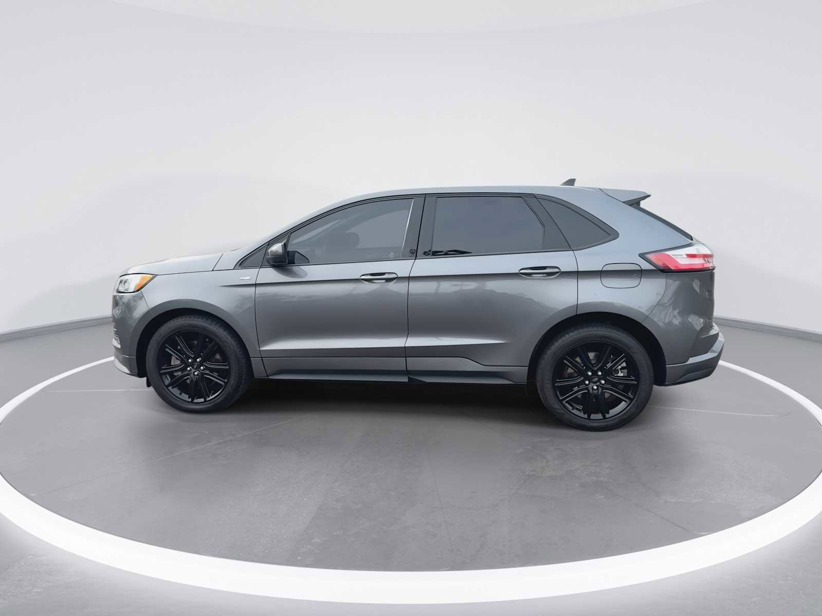 Used 2022 Ford Edge ST-Line image 5