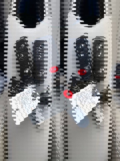 Used 2014 Toyota Prius Five image 31