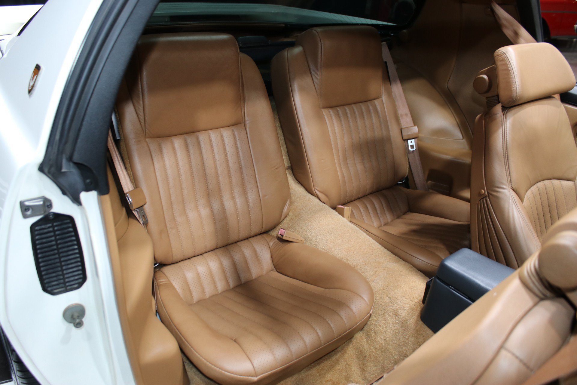 Used 1989 Pontiac Firebird Trans Am RWD image 4