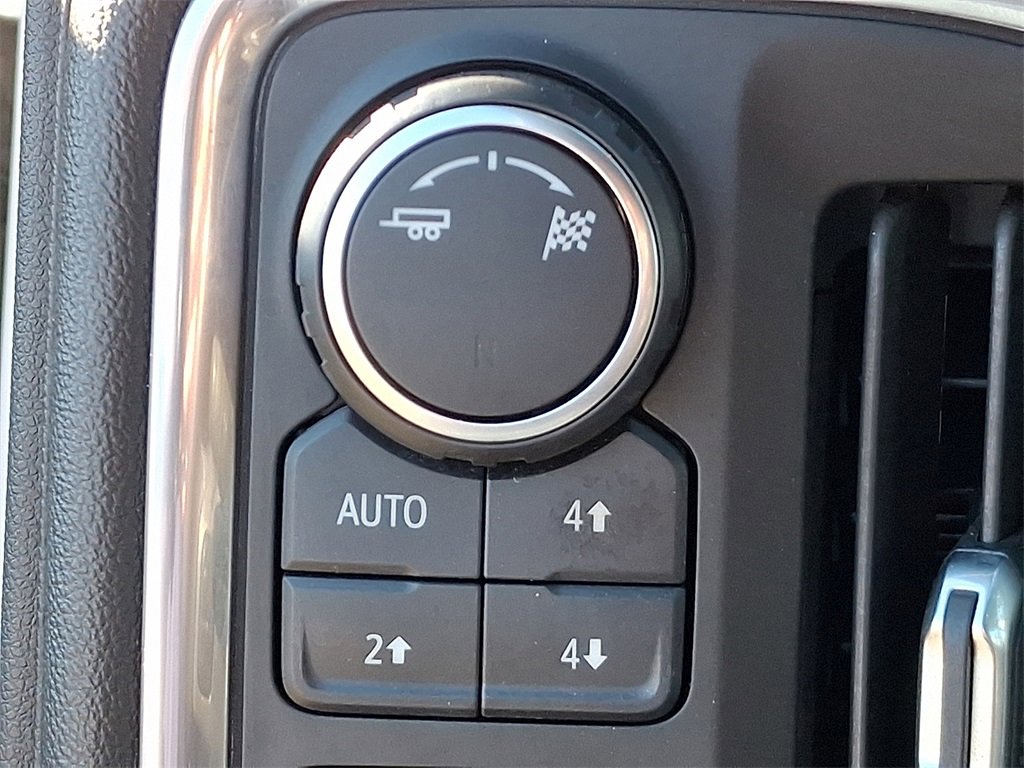 Used 2019 Chevrolet Silverado 1500 RST image 25