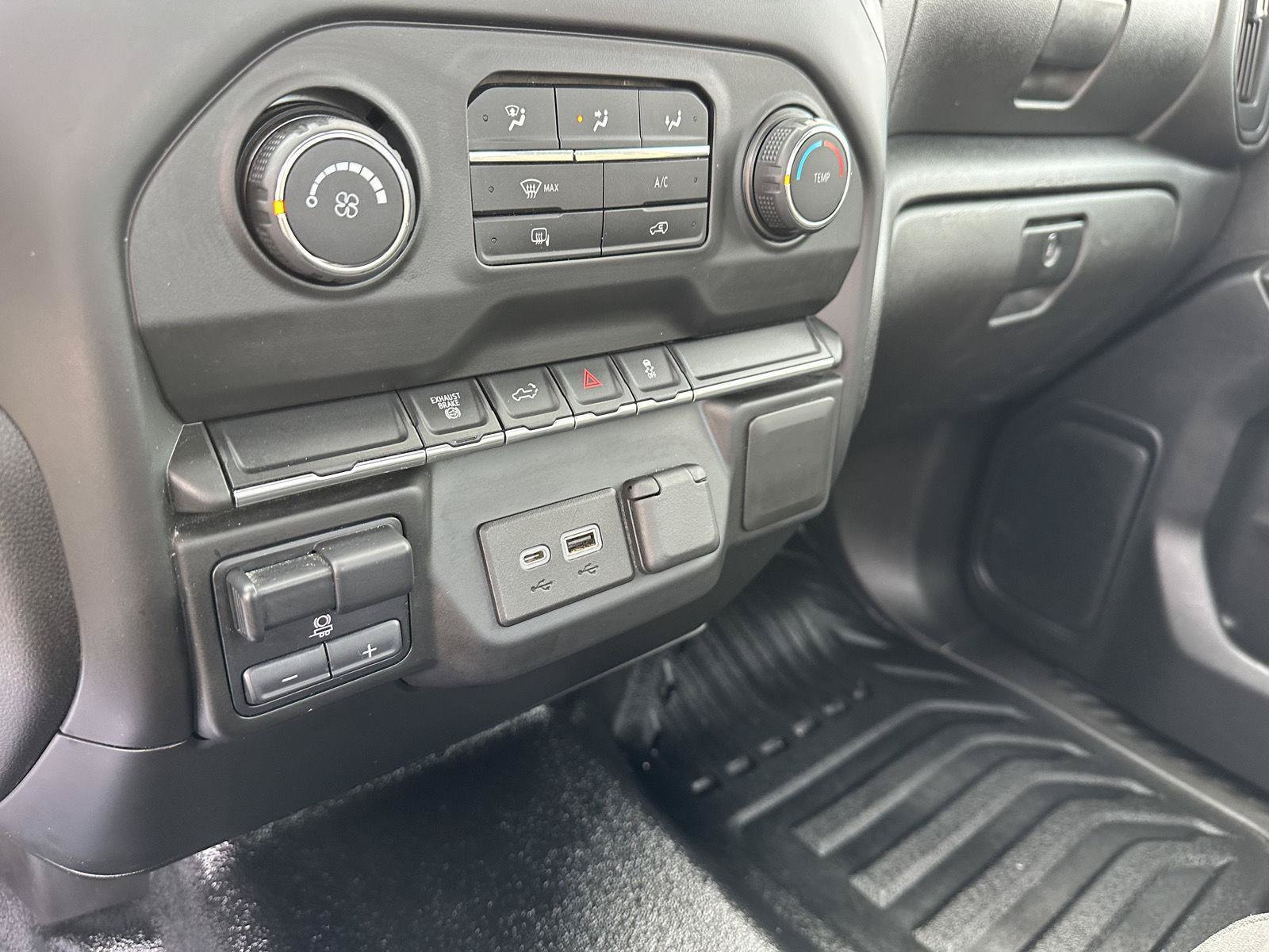 Used 2021 Chevrolet Silverado 2500 W/T w/ WT Fleet Convenience Package AWD/4WD image 26