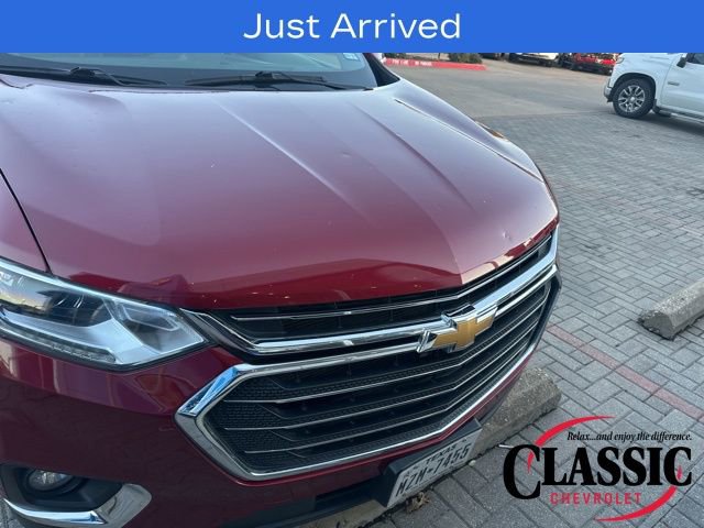 Used 2020 Chevrolet Traverse LT w/ Driver Confidence II Package image 15