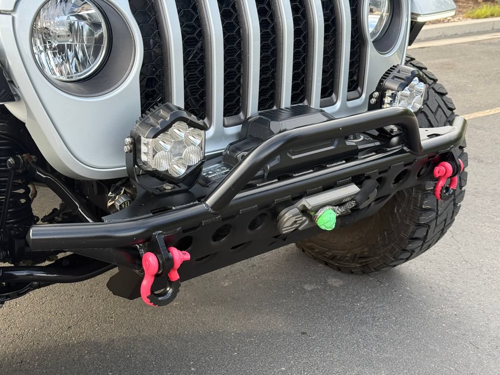 Used 2023 Jeep Gladiator Rubicon w/ Trailer Tow Package AWD/4WD image 18
