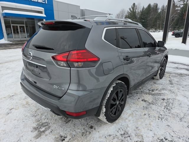 Used 2017 Nissan Rogue SV image 24