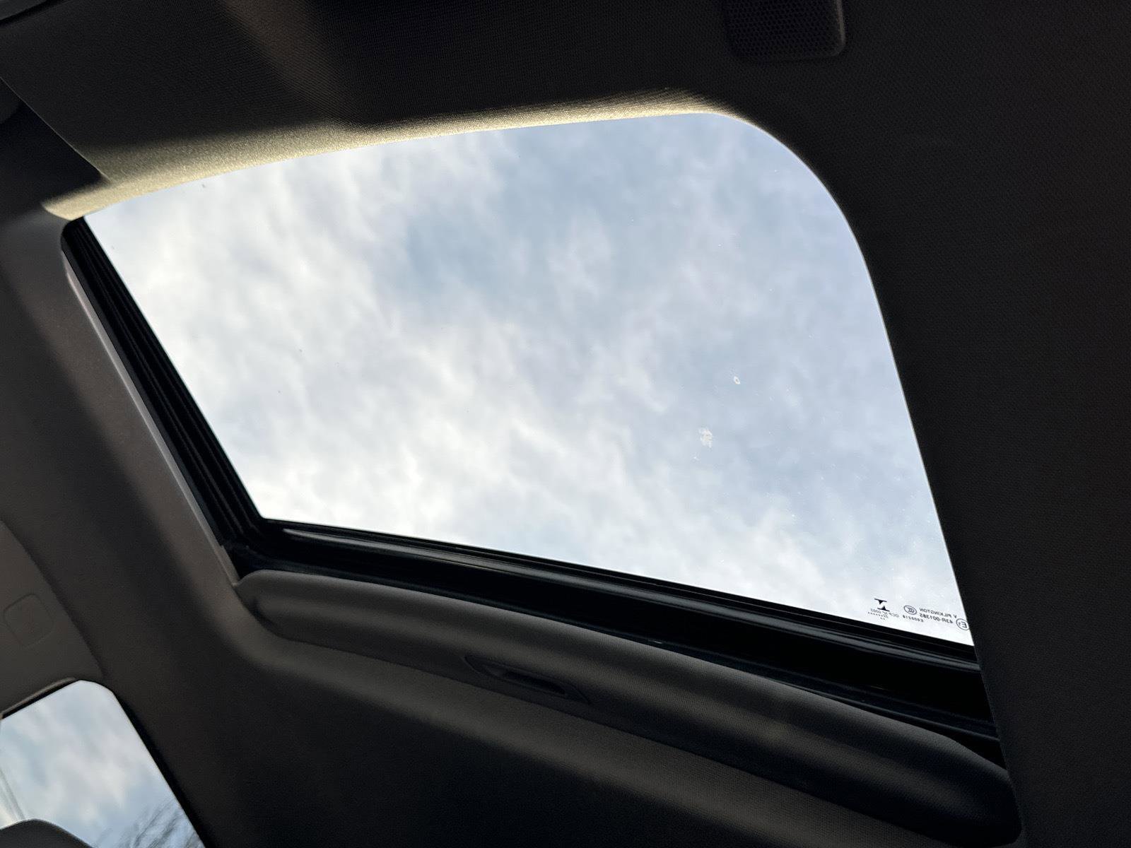 Used 2023 GMC Sierra 3500 Denali w/ Denali Black Diamond Edition image 15