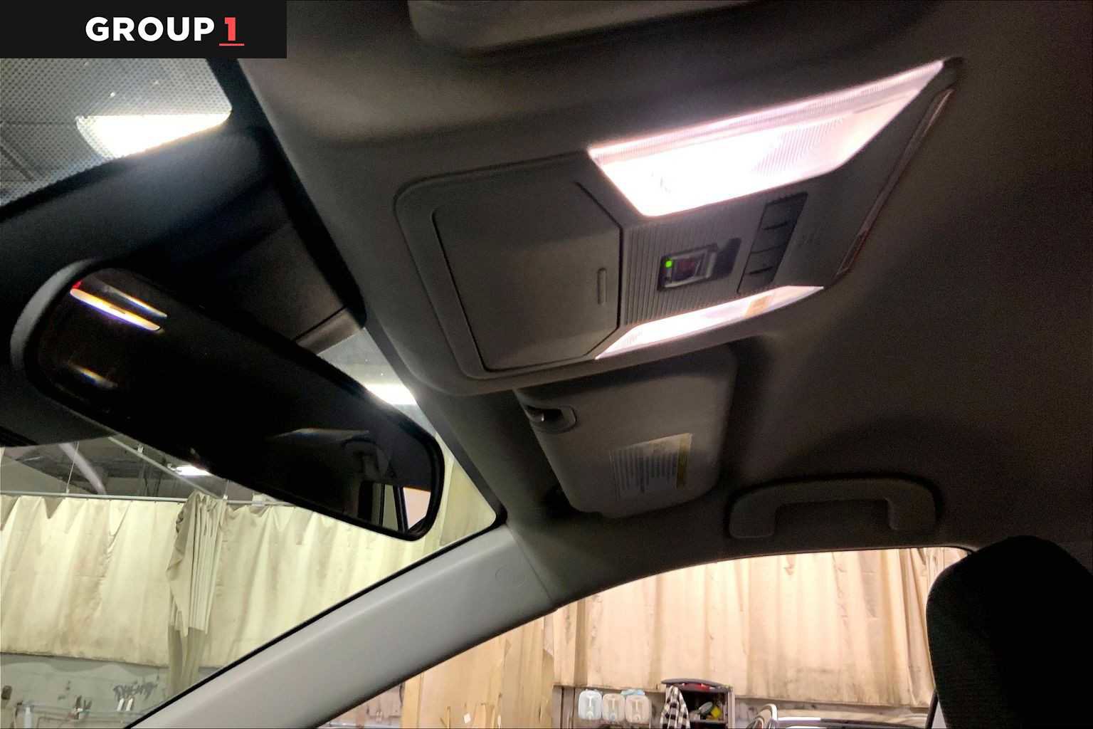 Used 2022 Toyota RAV4 LE image 35