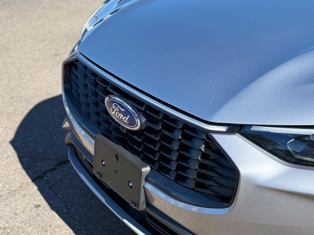 Certified 2024 Ford Escape Platinum AWD/4WD image 41