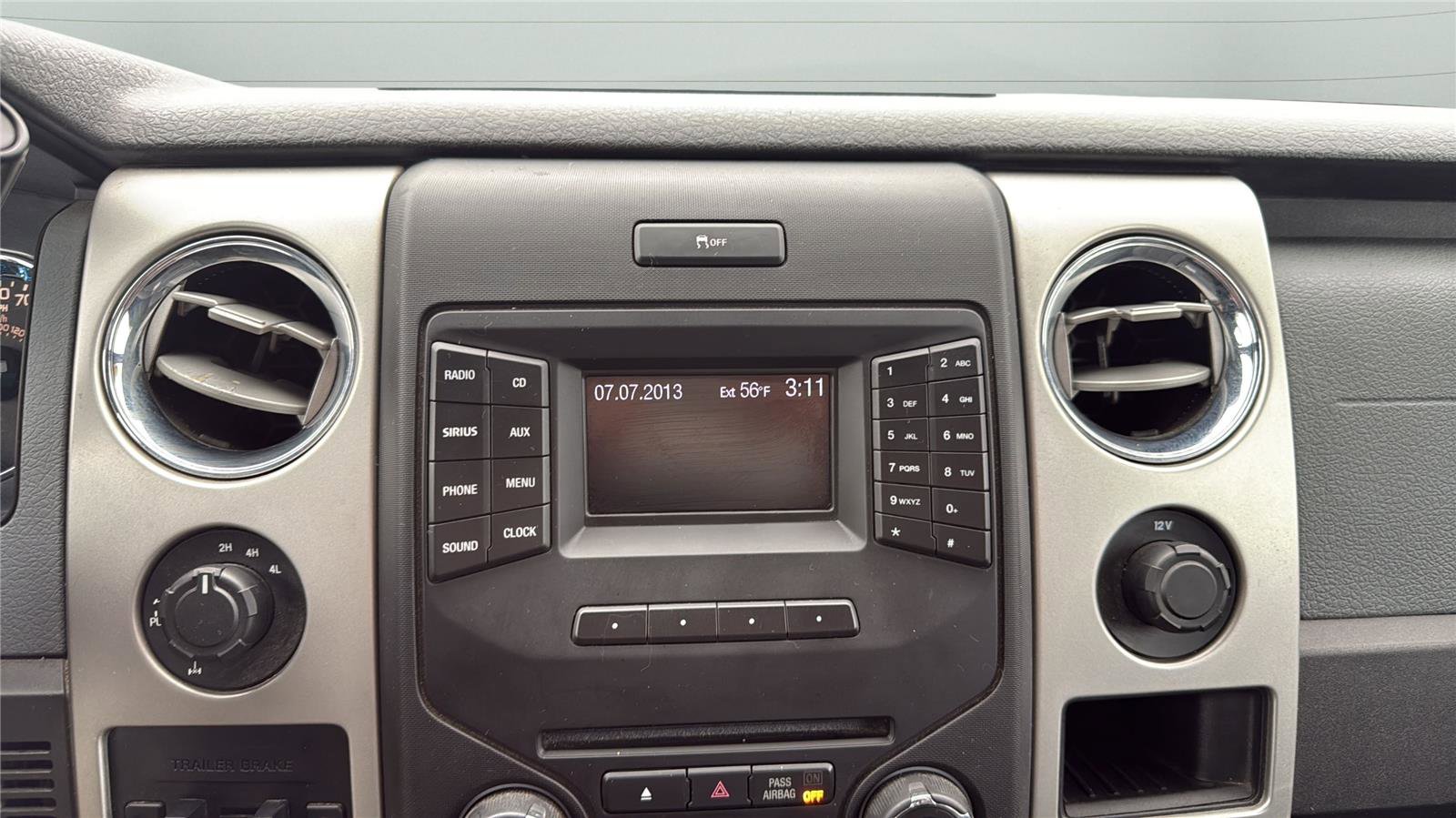 Used 2013 Ford F150 XLT w/ Luxury Equipment Group image 15