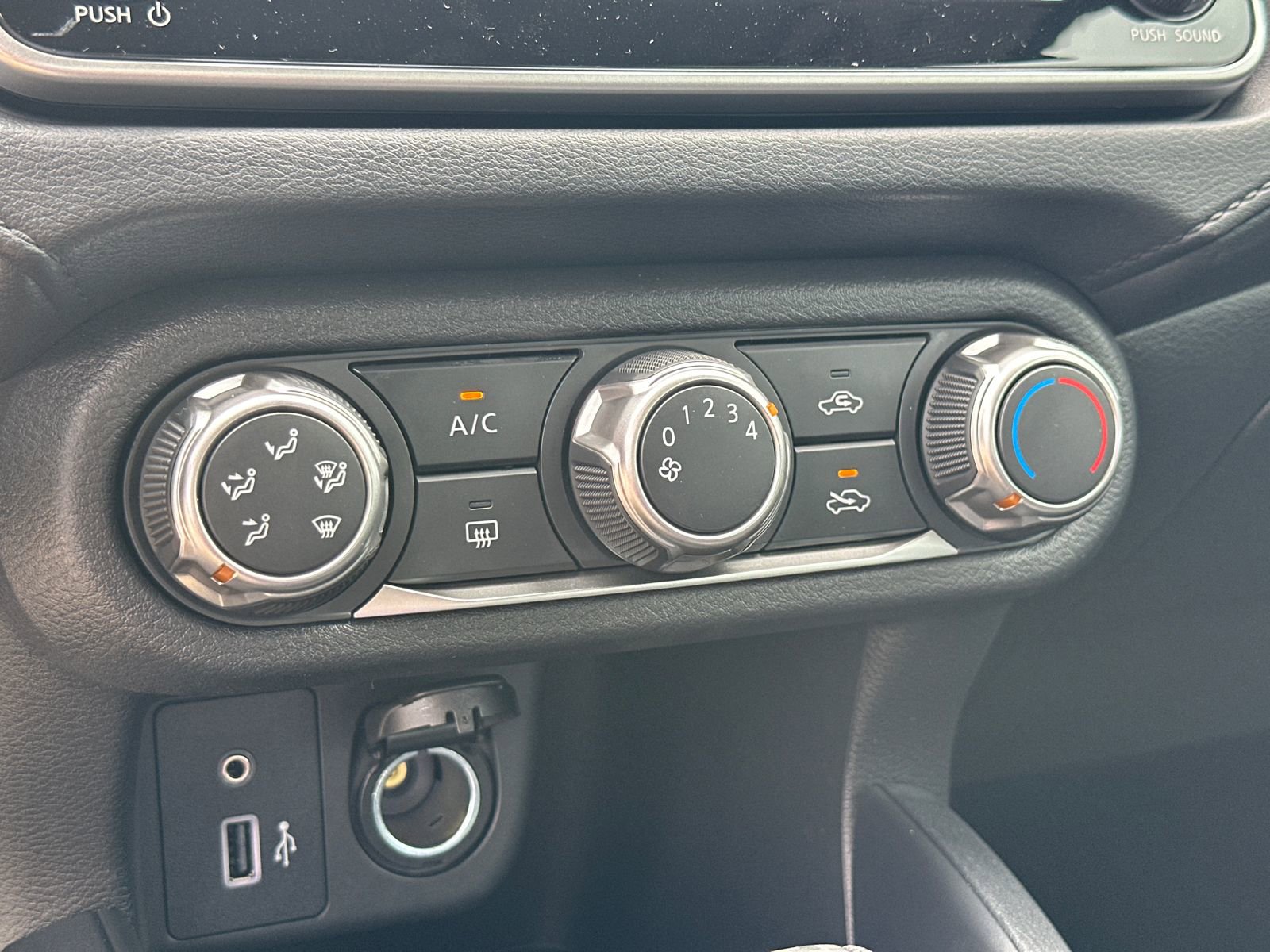 New 2025 Nissan Versa S w/ S Plus Package FWD image 30