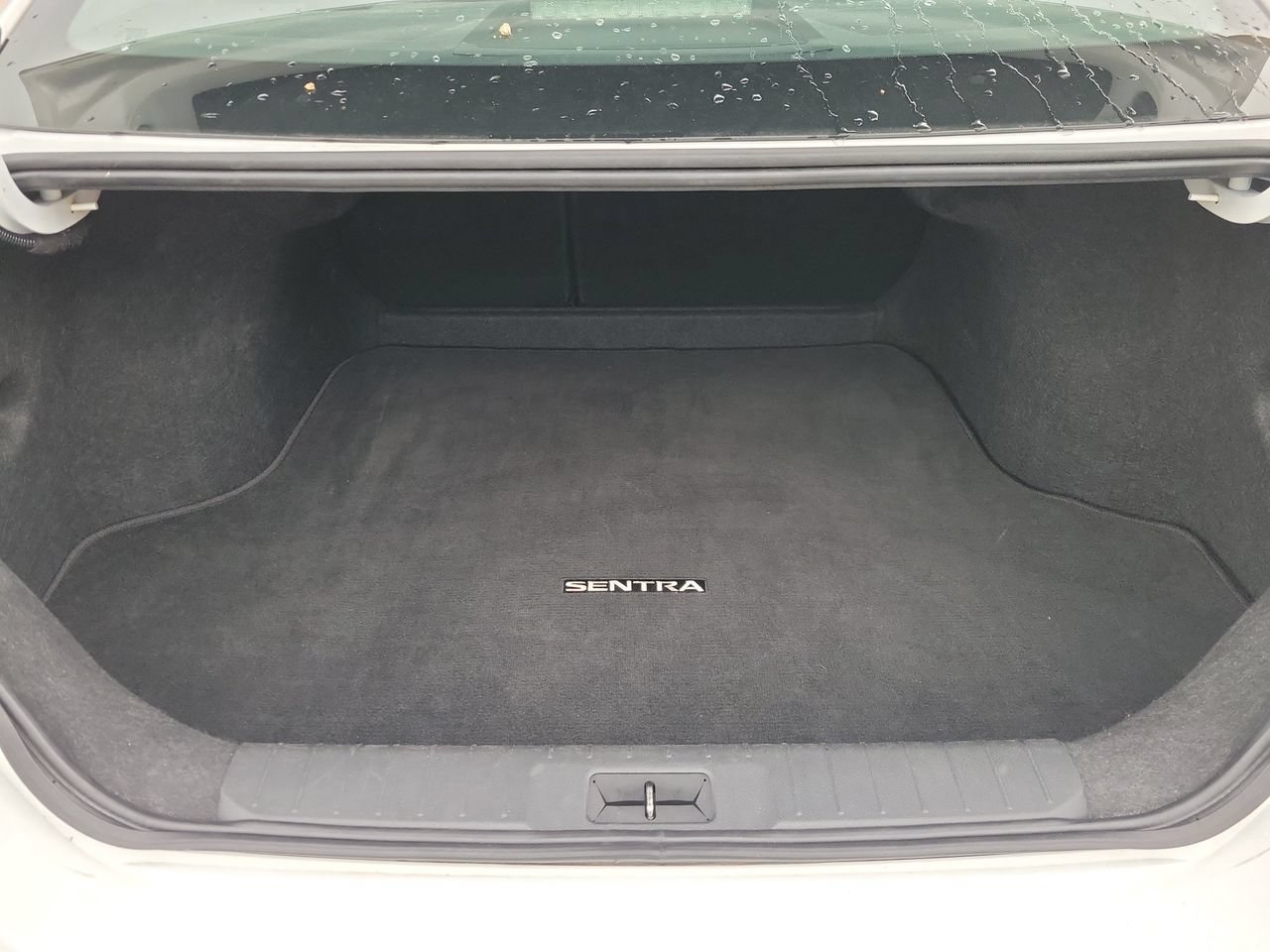 Used 2024 Nissan Sentra S FWD image 7