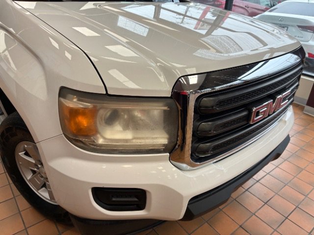 Used 2015 GMC Canyon 2WD Crew Cab w/ Convenience Package image 2