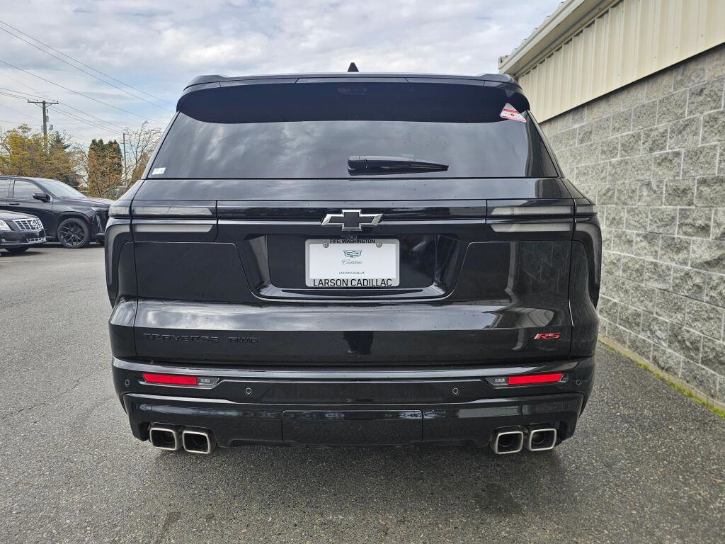 Used 2024 Chevrolet Traverse RS w/ LPO, Floor Liner Package image 6