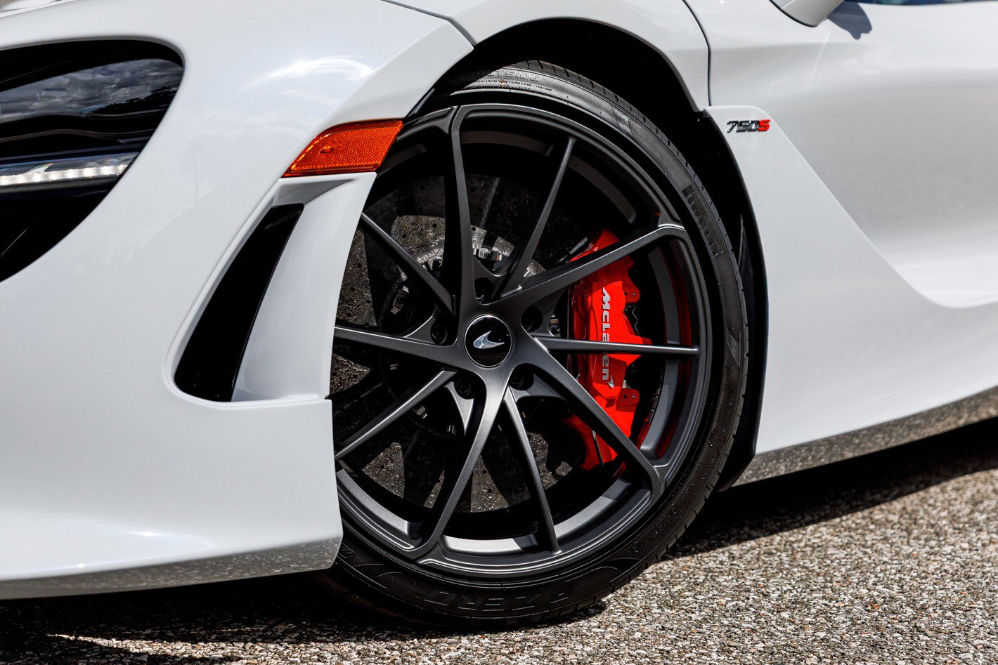 New 2026 McLaren 750S RWD image 18