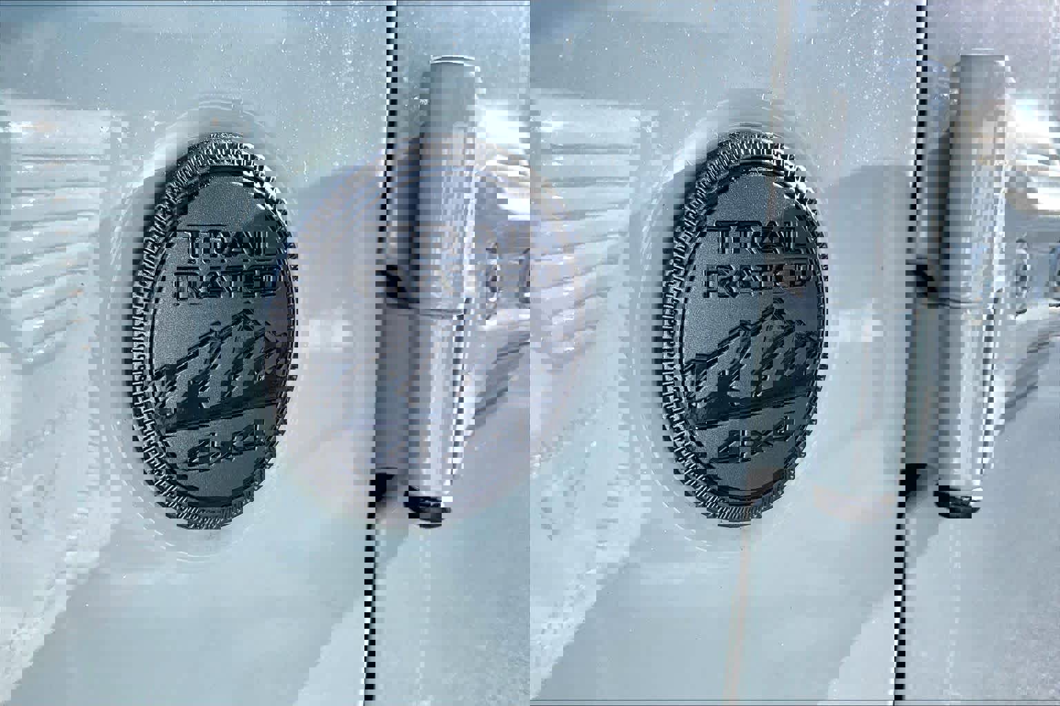 Used 2023 Jeep Wrangler Sport image 9