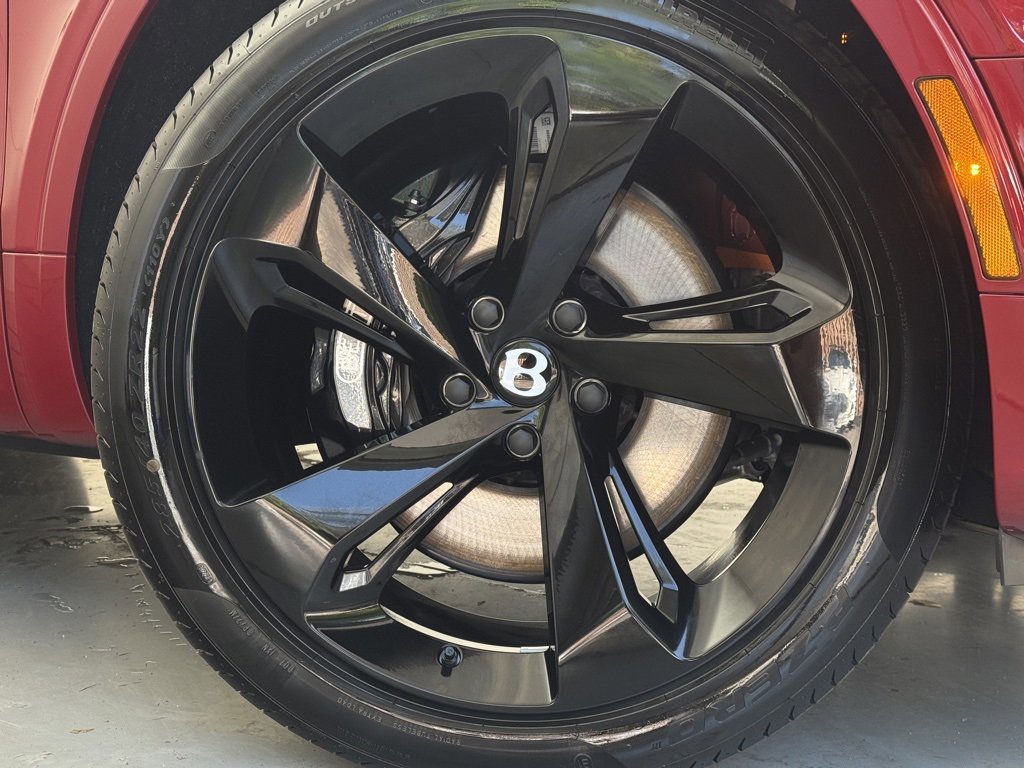 New 2025 Bentley Bentayga image 39