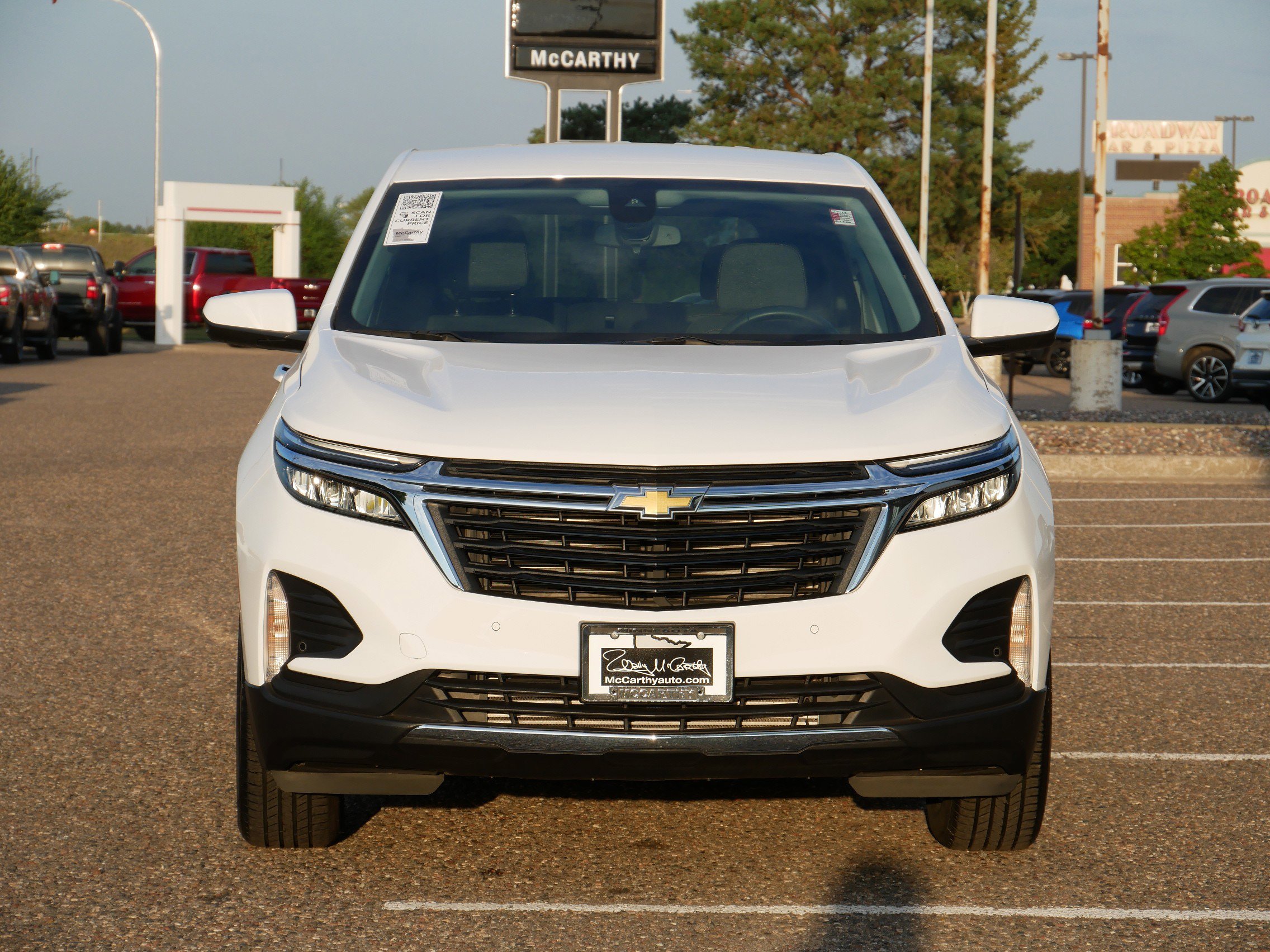 Used 2023 Chevrolet Equinox LT image 4