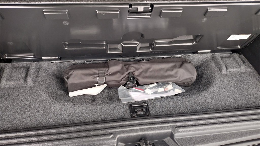 Used 2017 Lincoln Navigator Select image 28