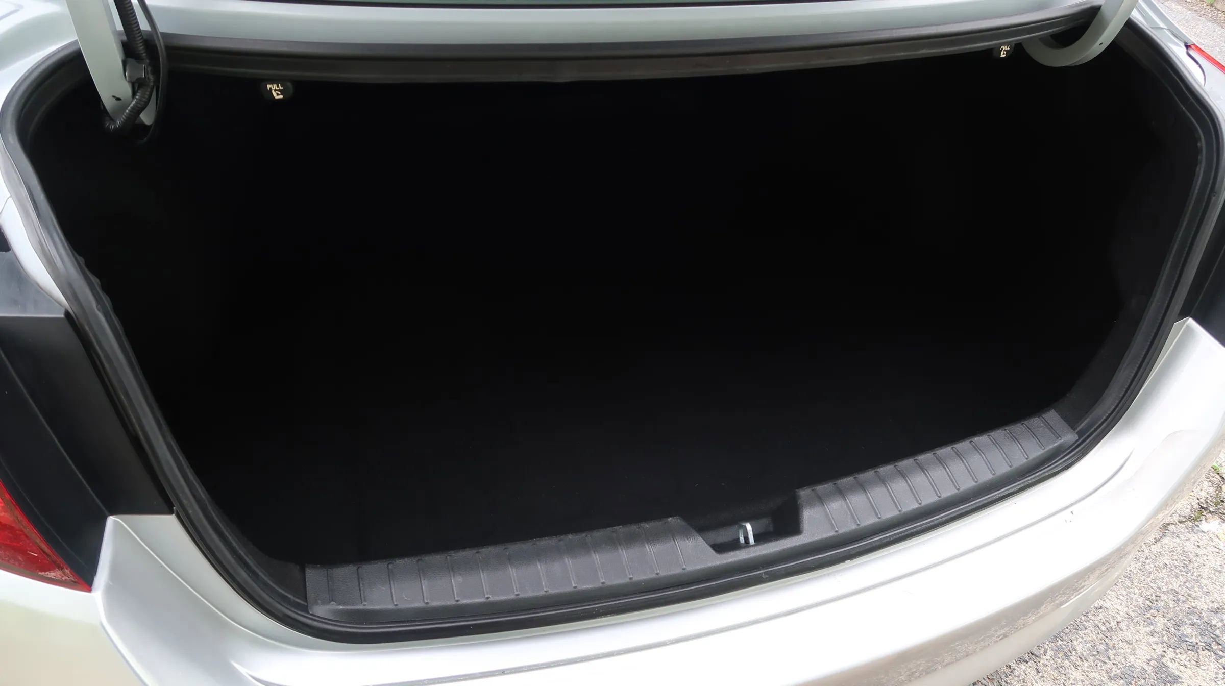 Used 2011 Kia Optima LX FWD image 15