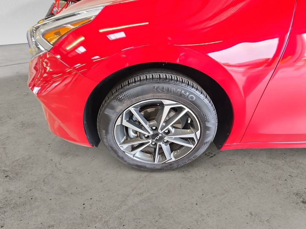 Used 2024 Kia Forte LXS FWD image 9
