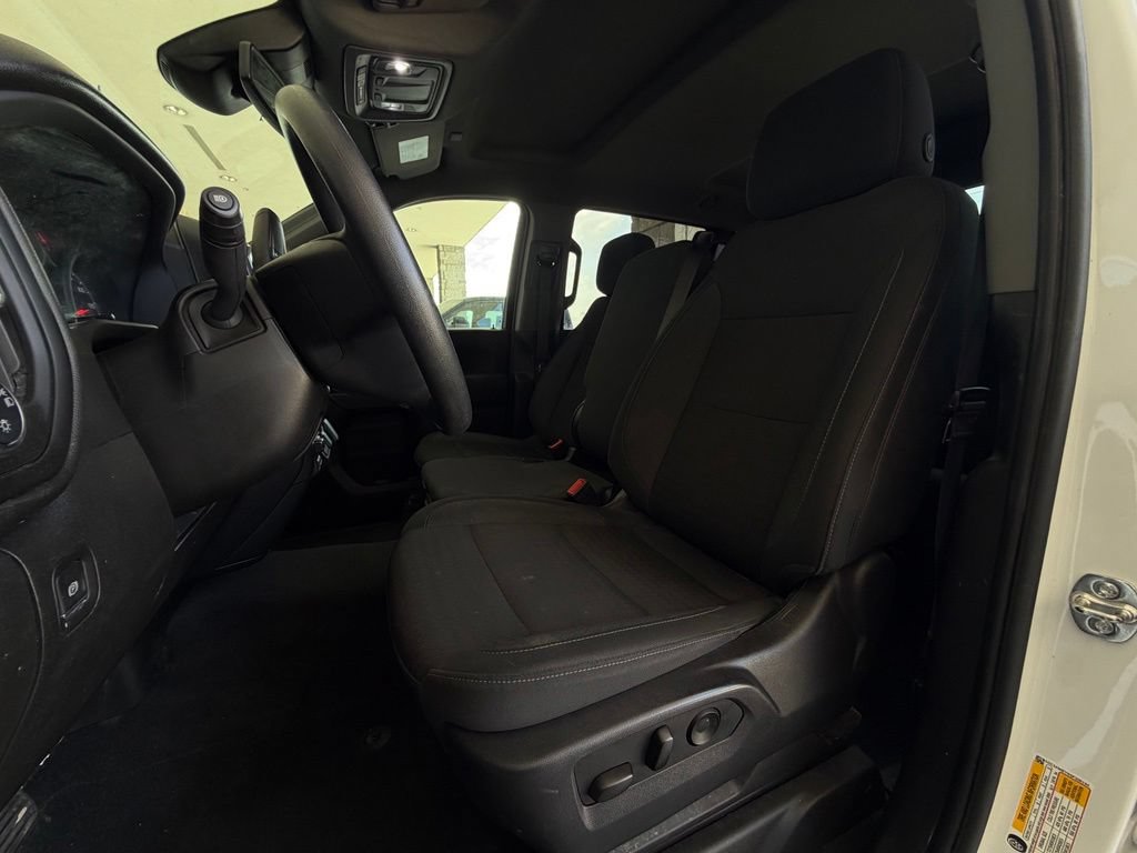Used 2025 Chevrolet Silverado 2500 Custom w/ Custom Value Package AWD/4WD image 6