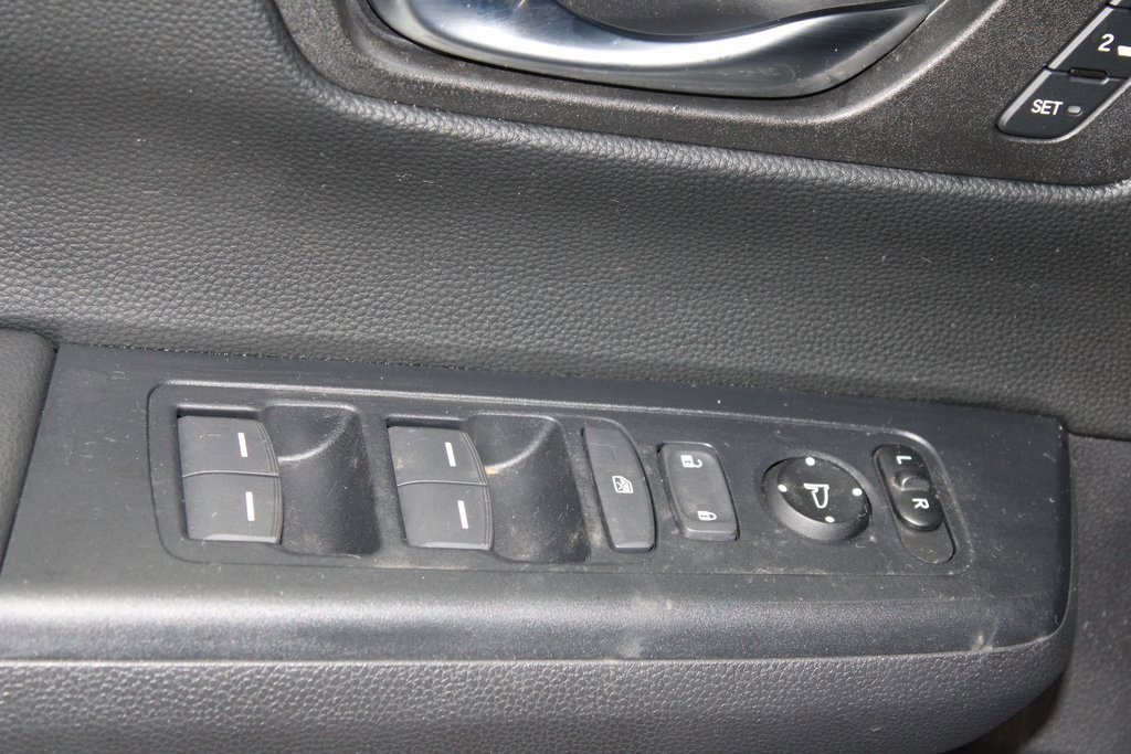 Used 2024 Honda CR-V Sport-L image 9