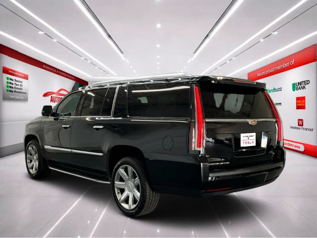 Used 2018 Cadillac Escalade ESV Luxury AWD/4WD image 6