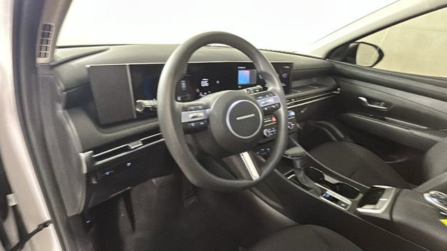 Used 2026 Hyundai Tucson SE AWD/4WD image 14